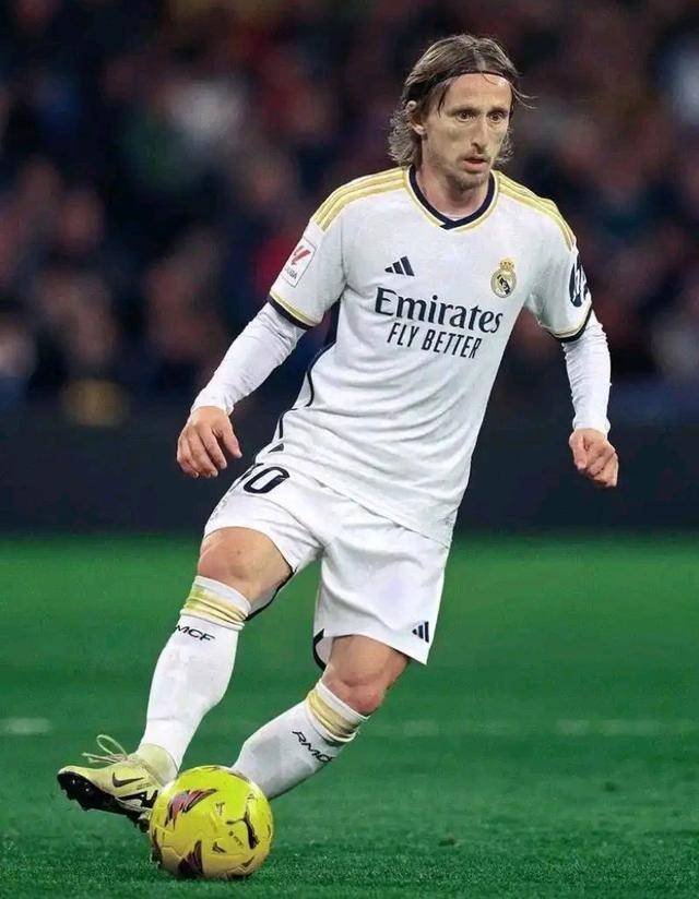 1.27亿欧!曝切尔西即将签下恩佐足坛历史第6贵