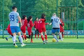 大卫·欧提兹在 2004 年季后赛多次贡献再见安打，成为波士顿红袜打破魔咒的灵魂人物