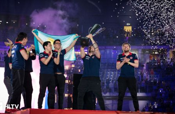 羽毛球比赛 羽毛球比赛