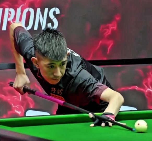 高额转会费 高额转会费